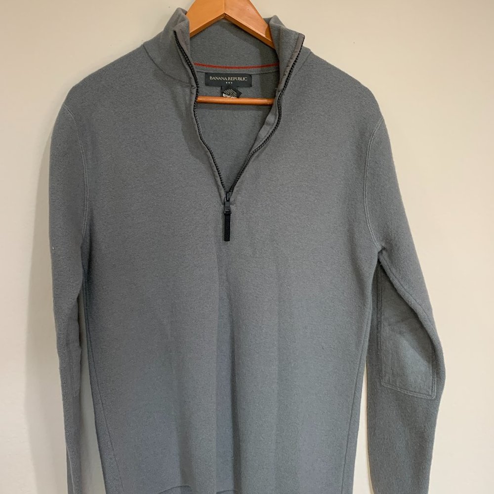 Banana Republic Medium Grey Crewneck
